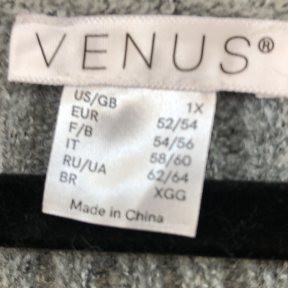 Tunic - Picture 2 of 3